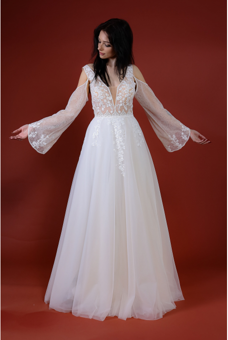 Hochzeitskleid für braut von Schantal, Kollektion Kiara, Modell 14077. Foto 4