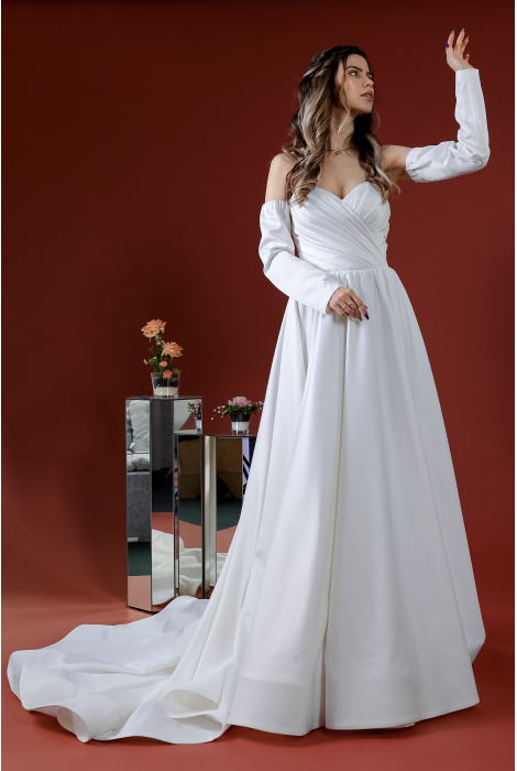 Hochzeitskleid für braut von Schantal, Kollektion Kiara, Modell 14176. Foto 1