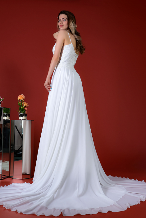 Hochzeitskleid für braut von Schantal, Kollektion Kiara, Modell 14180. Foto 4