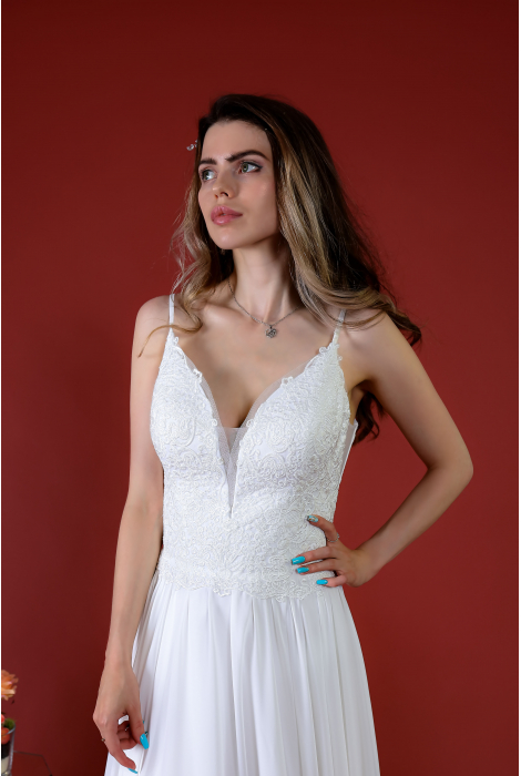 Hochzeitskleid für braut von Schantal, Kollektion Kiara, Modell 14180. Foto 2