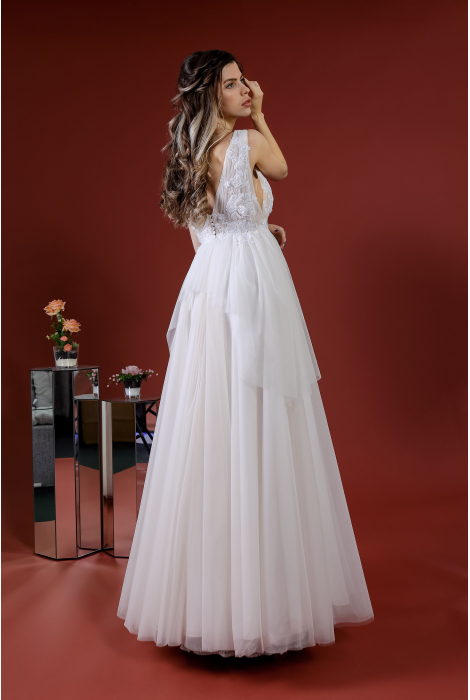Hochzeitskleid für braut von Schantal, Kollektion Kiara, Modell 52017. Foto 5