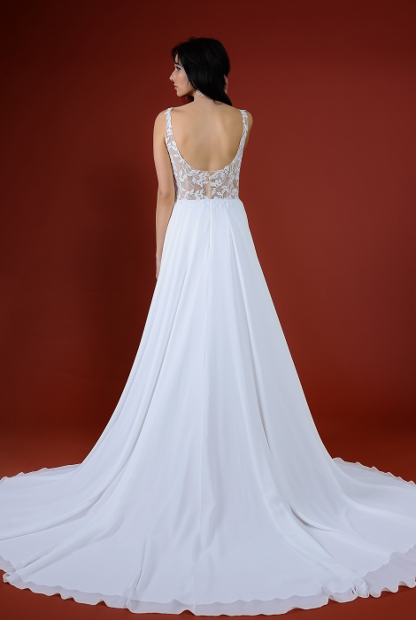 Hochzeitskleid für braut von Schantal, Kollektion Kiara, Modell 52026 . Foto 7